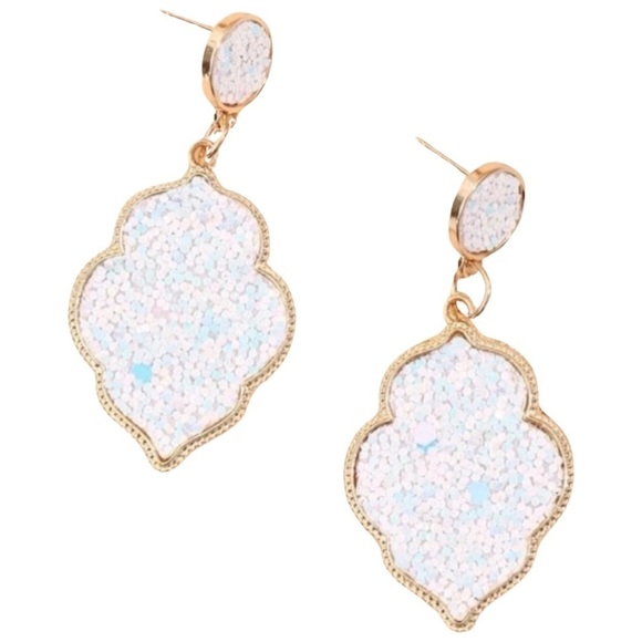 Sequin Detail Geometric Drop Earrings - Picture 3 of 5